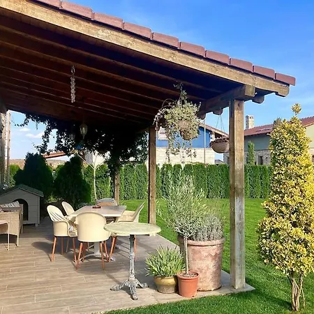 וילה Toscana, Magical For 14+2 Priseltsi